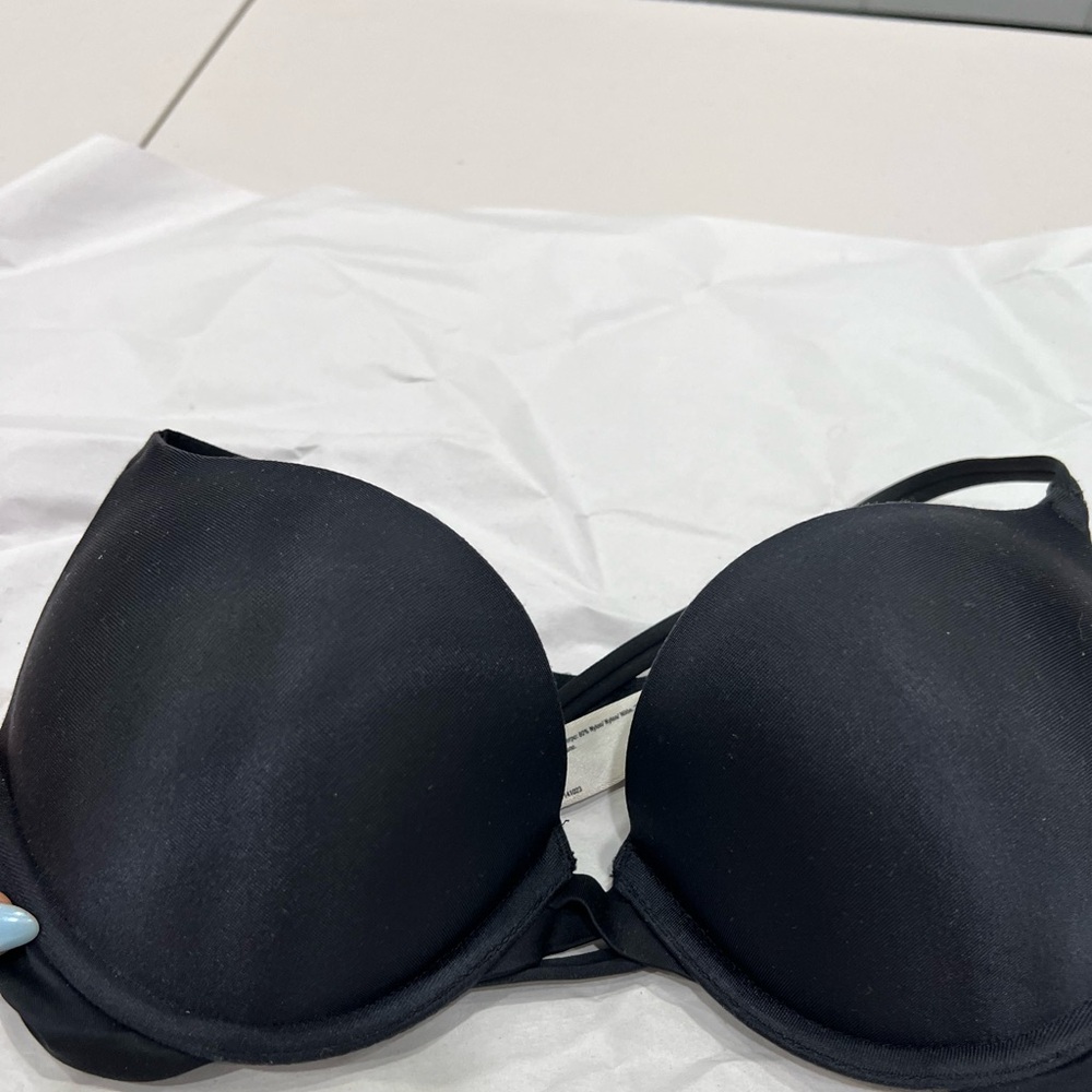 Maidenform Bra Push Up Black Bra Adjustable and Convertible Straps Size 34A